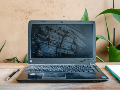 wie du mit einfachen handgriffen deinen laptop selbst reinigst und die temperatur senkst